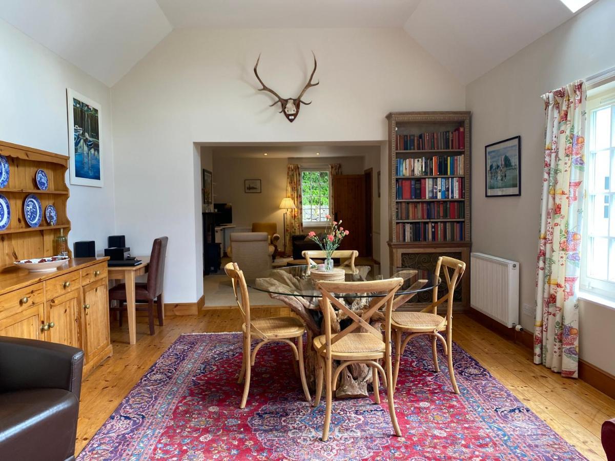 Spacious Cottage - Walk To Crieff Eksteriør billede