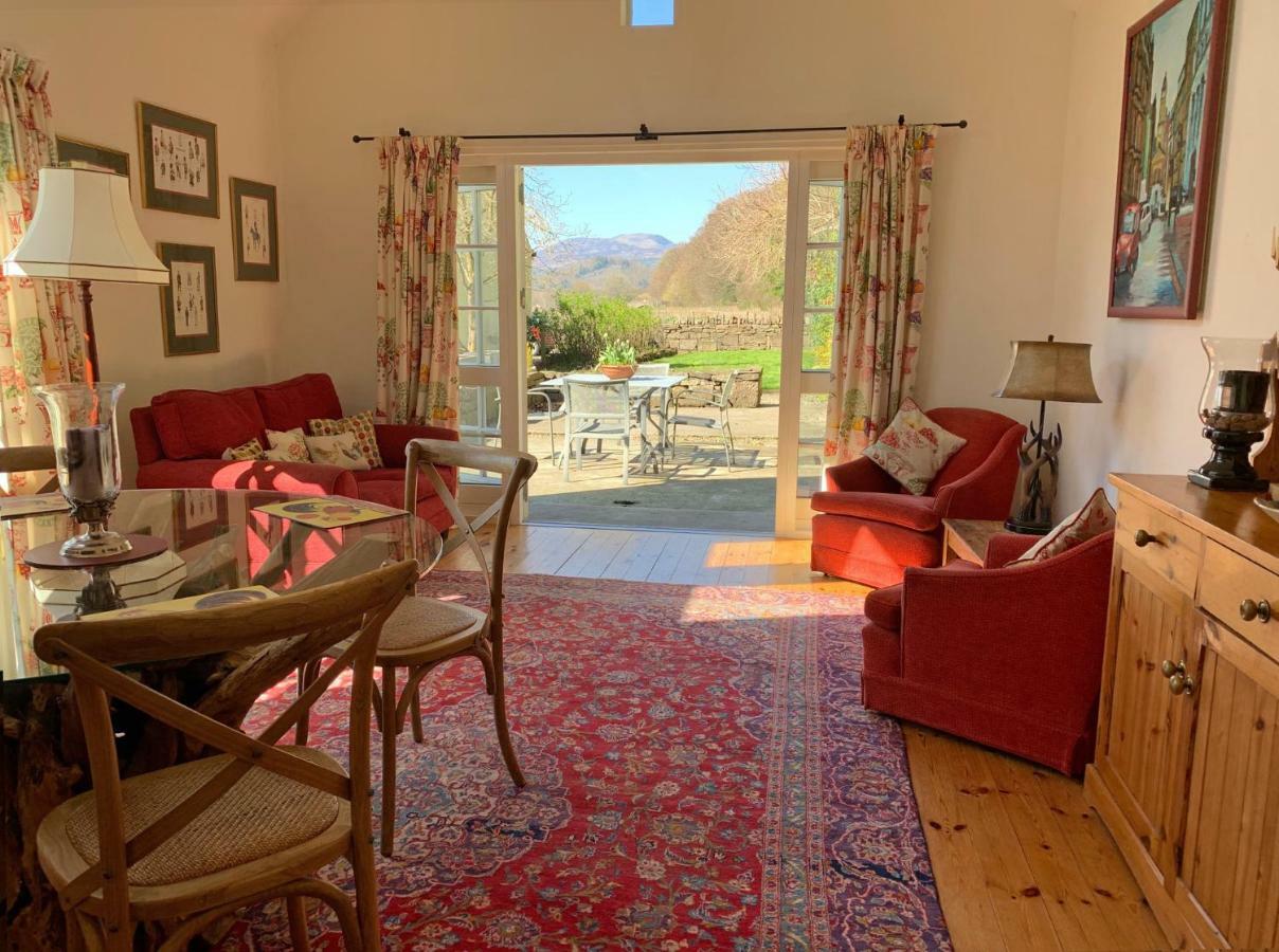 Spacious Cottage - Walk To Crieff Eksteriør billede