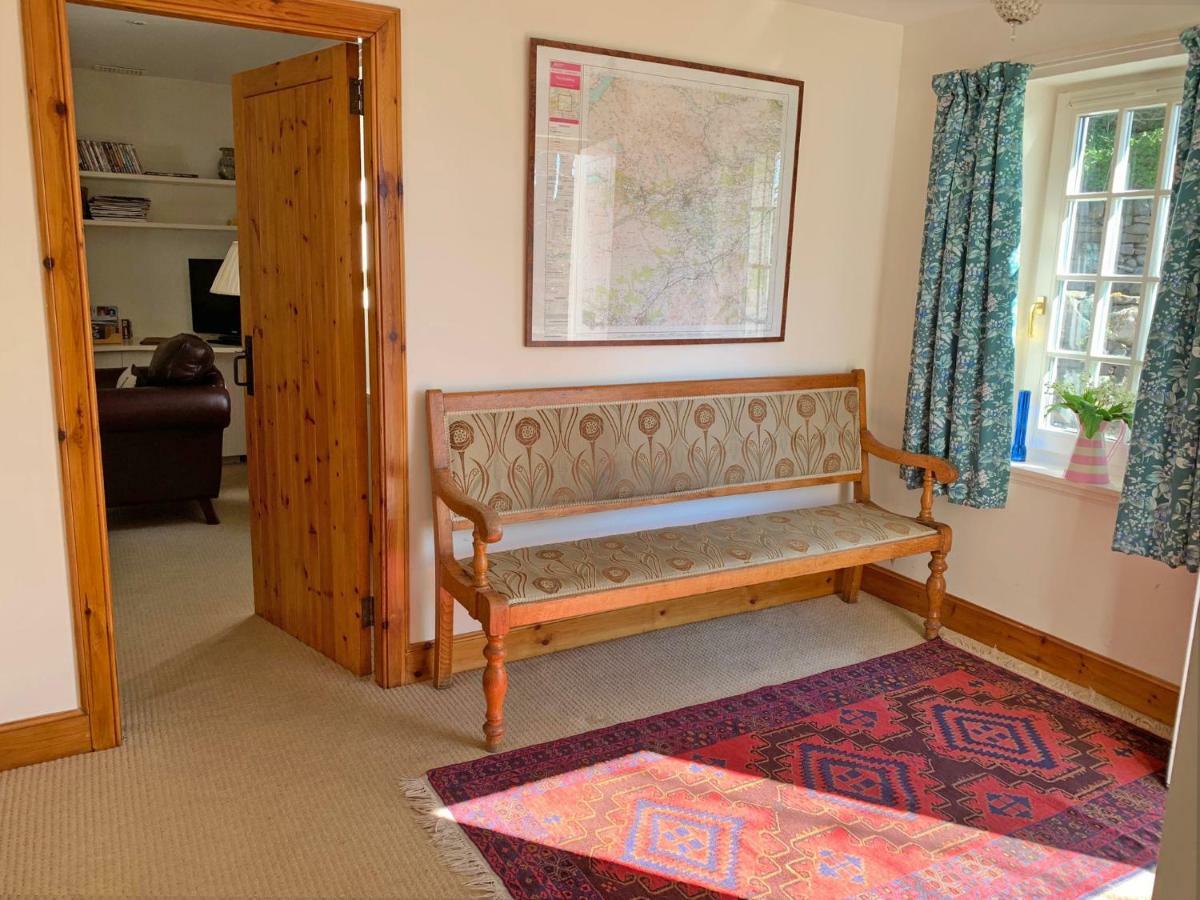 Spacious Cottage - Walk To Crieff Eksteriør billede